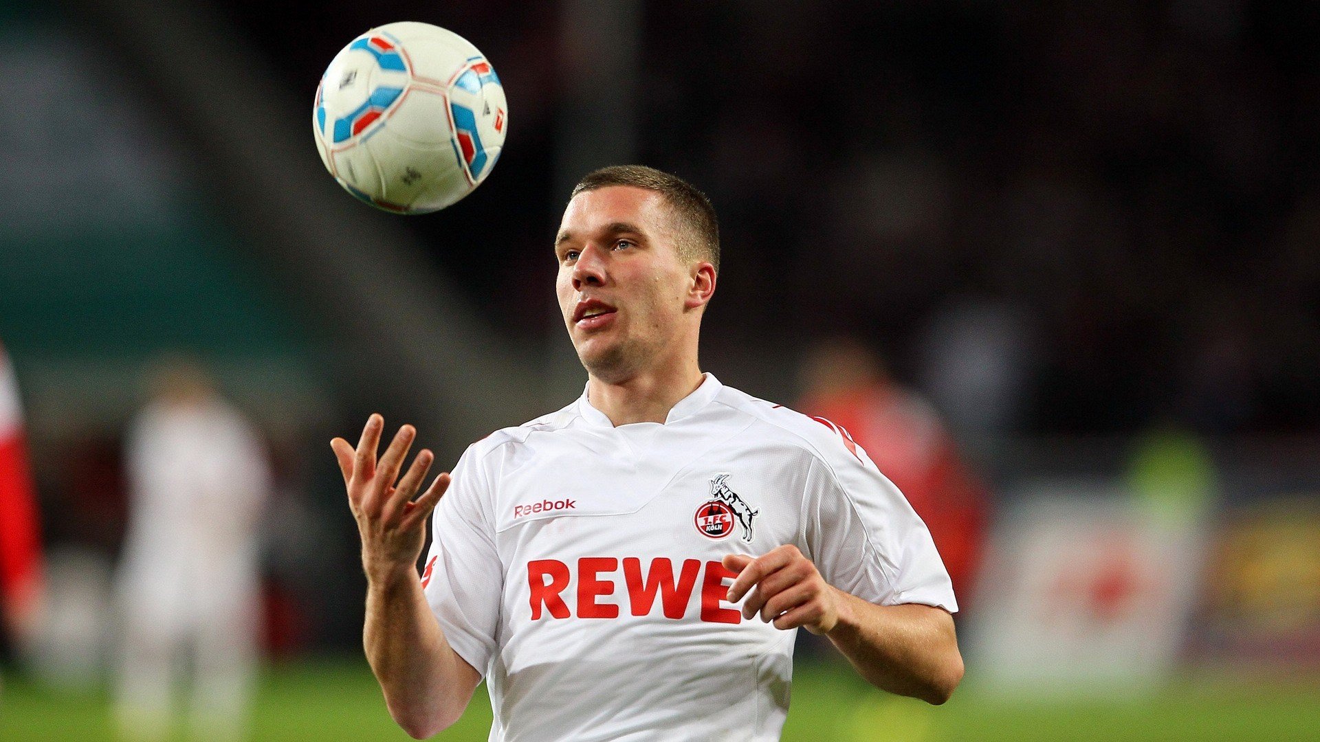 开云体育APP下载-英超：曼联4-2战胜曼城，C.朗格拉姆梅开二度，曼联4_3曼城